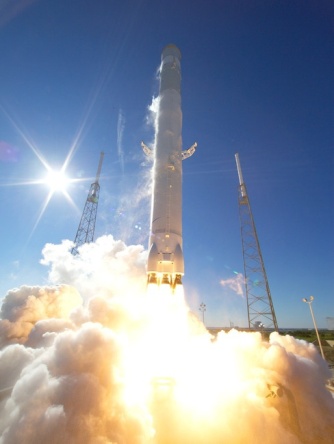 rocket-launch-space-discovery-large